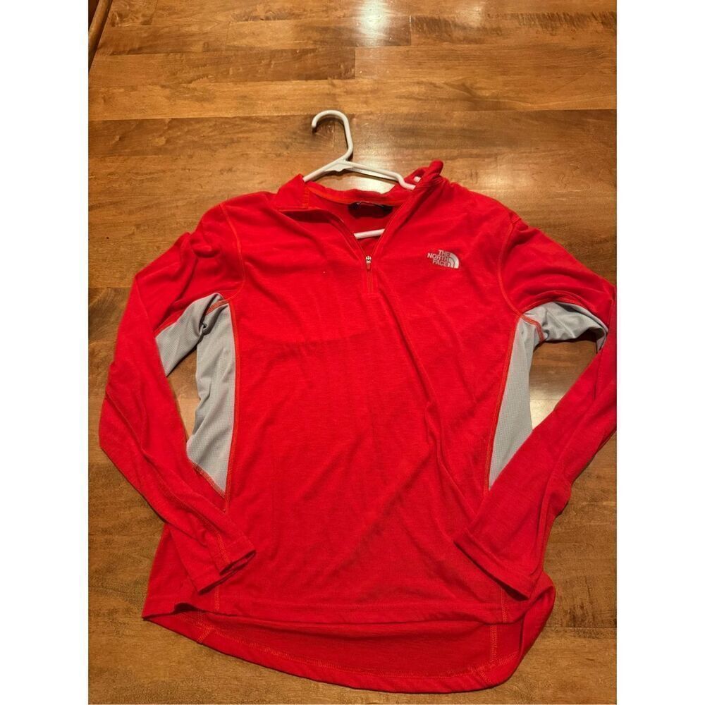 Men’s north face quarter zip